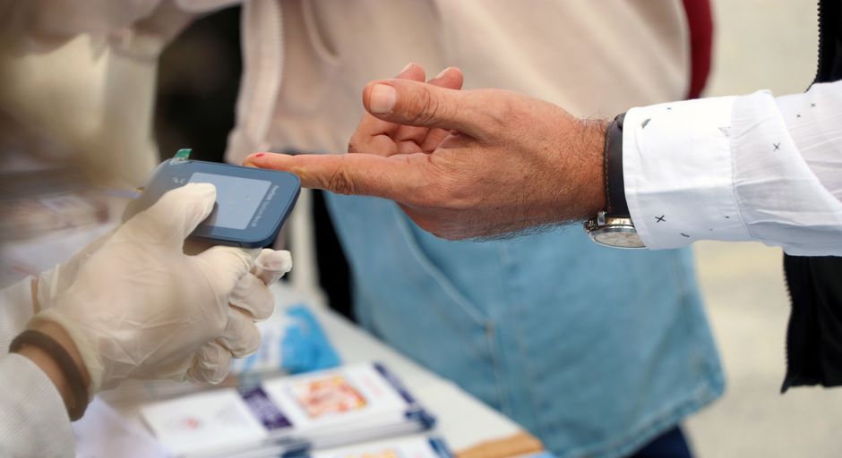 Blood glucose monitor used to track diabetes control
