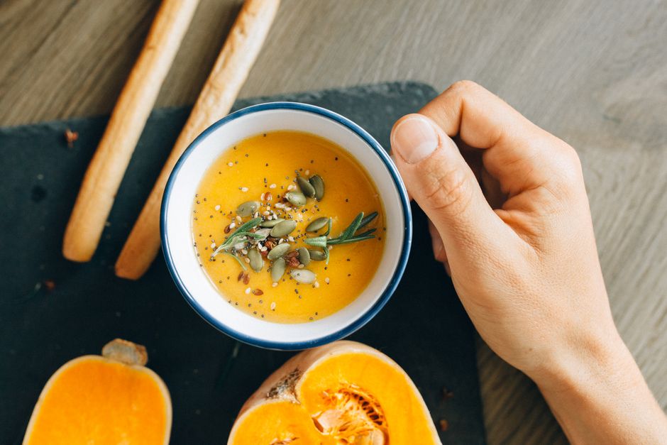 Bowl of pureed soup representing the early post-surgery diet stage