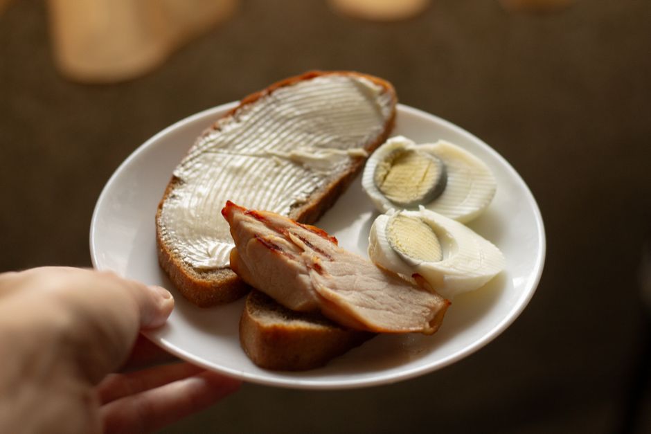 Protein-rich foods that help support hair regrowth after surgery