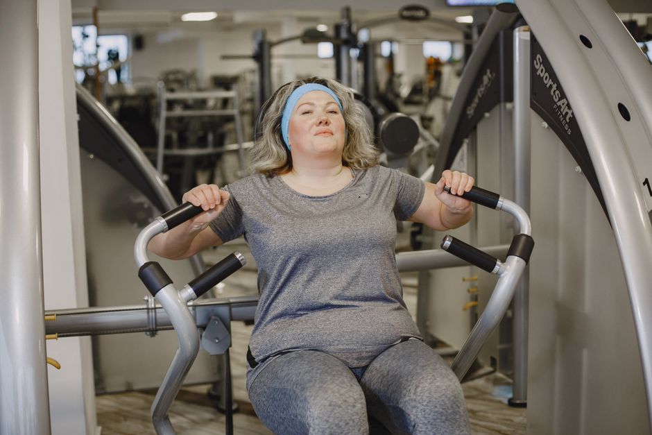 Woman exercising as part of a healthy lifestyle