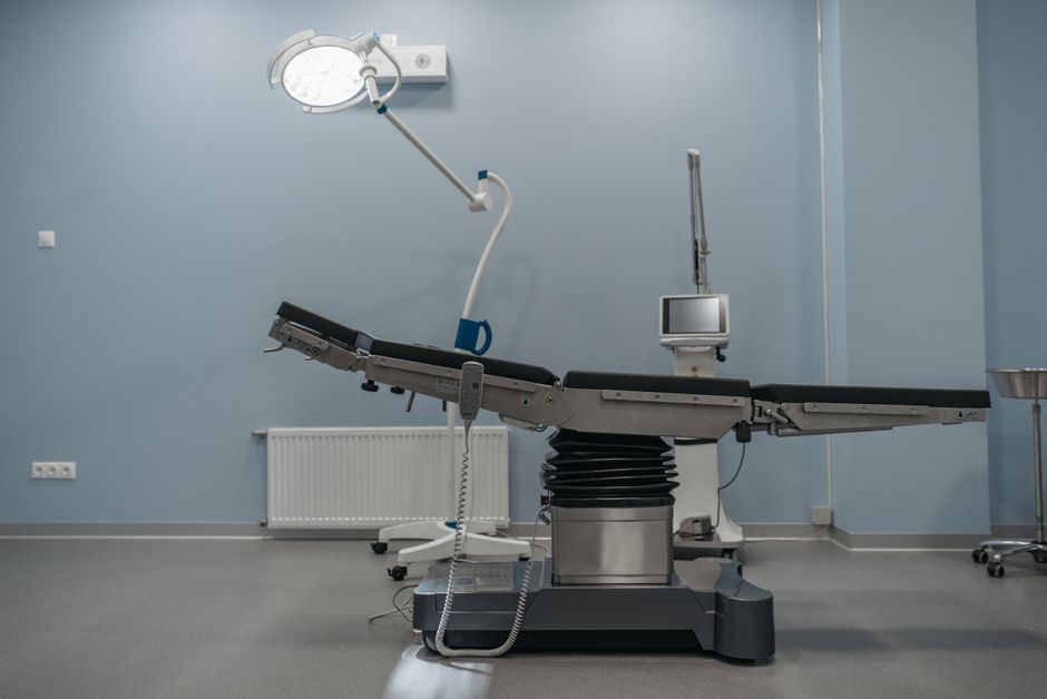 Endoscopy equipment used in intragastric balloon placement